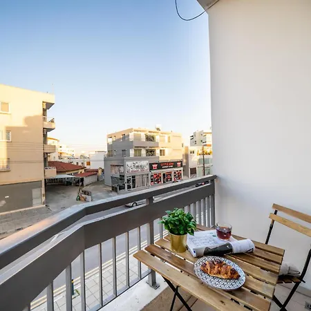 1 Bedroom Flat Near Center ניקוסיה