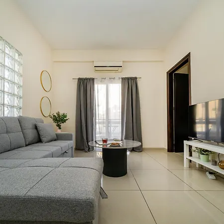 1 Bedroom Flat Near Center דירה ניקוסיה