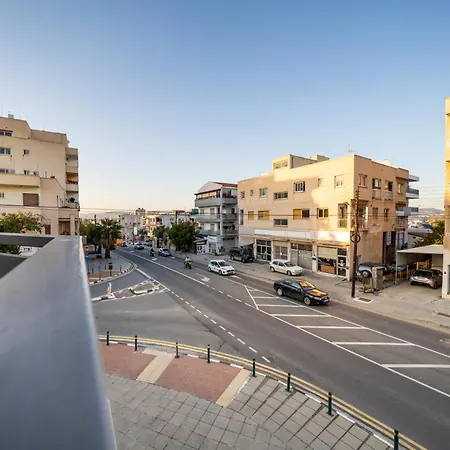 דירה 1 Bedroom Flat Near Center ניקוסיה