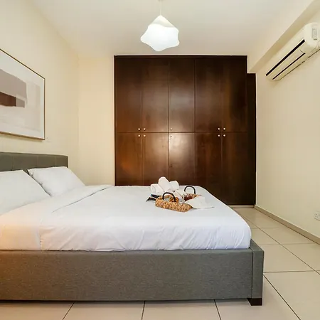1 Bedroom Flat Near Center ניקוסיה